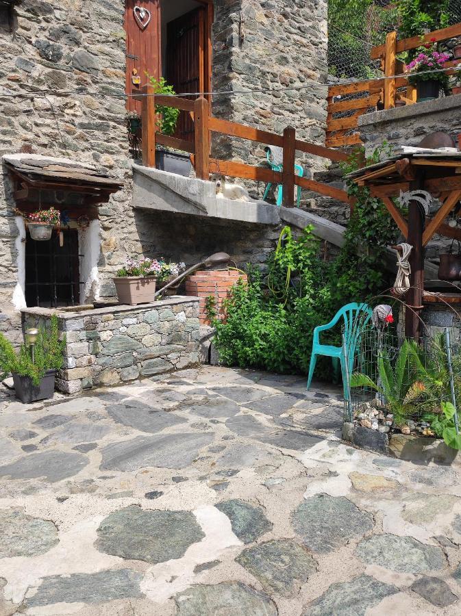 Fiocco Di Neve Apartment Montjovet Exterior photo
